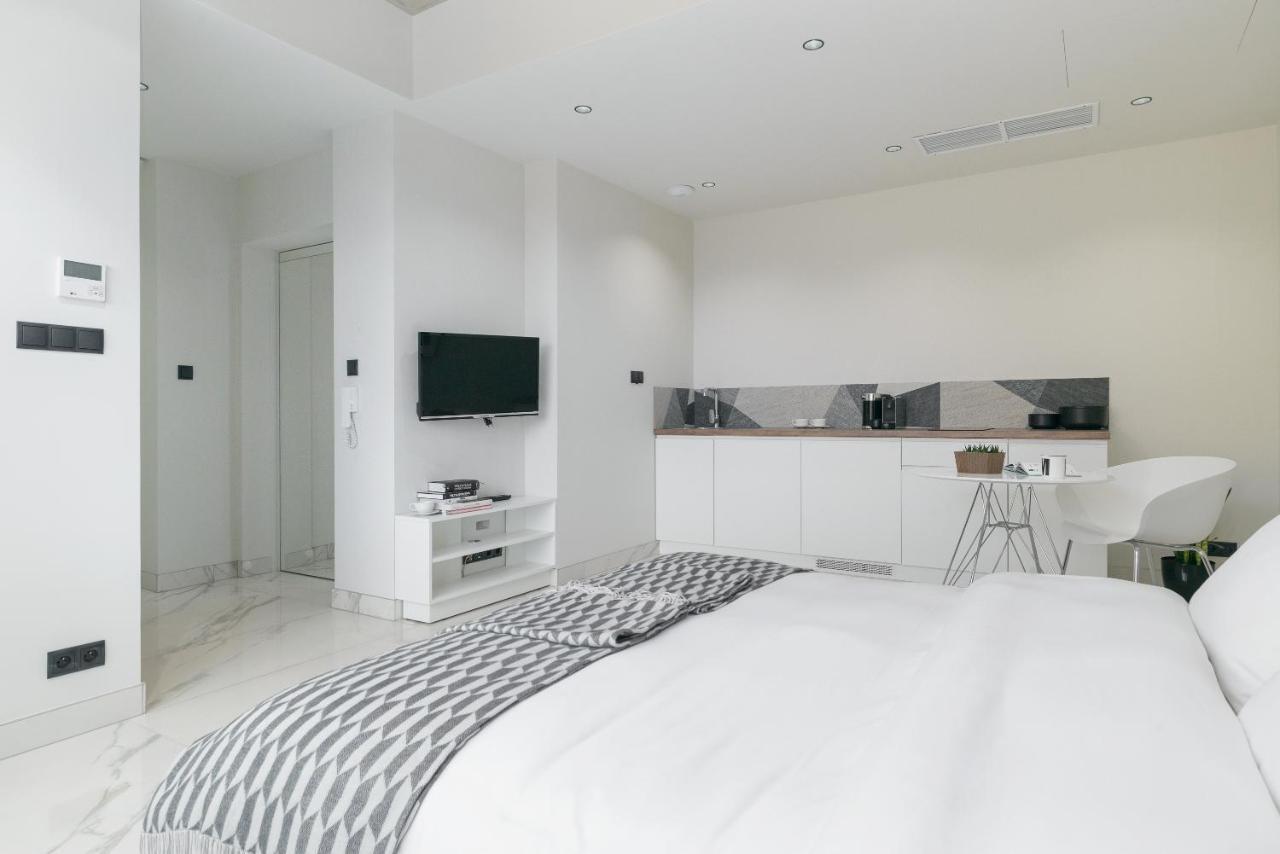 Centro Design Apartments - Polwiejska Познань Экстерьер фото